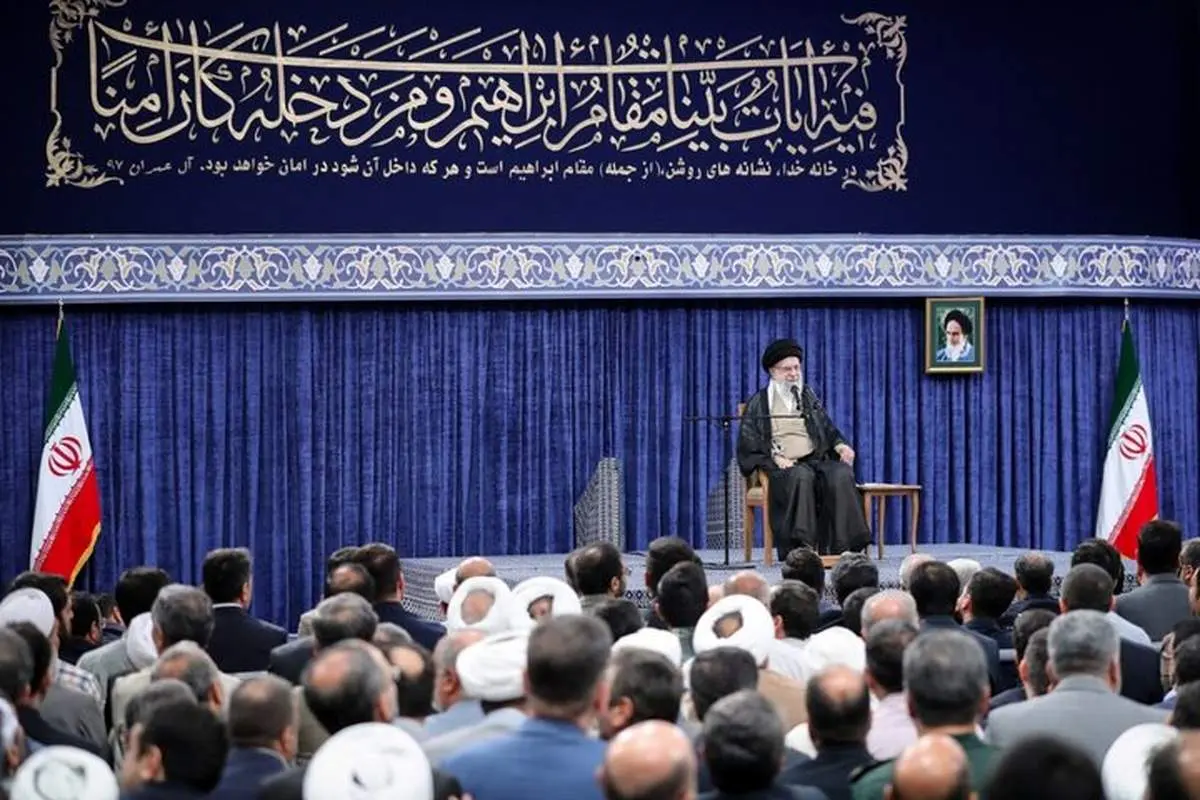 کدام یک از اعضای دولت در دیدار رهبری با کارگزاران حج حضور داشتند؟/عکس
