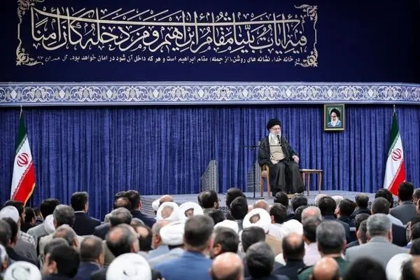 کدام یک از اعضای دولت در دیدار رهبری با کارگزاران حج حضور داشتند؟/عکس