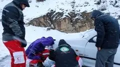 ورود سامانه بارشی ‌شدید برف از شنبه 22 آذر/ کولاک برف در جاده ها

