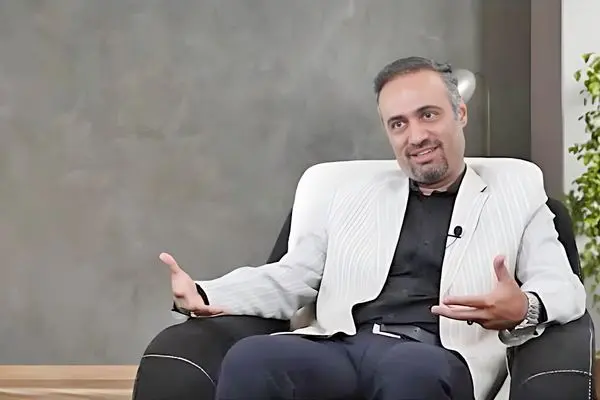 افول طبقه روشنفکر ایرانی