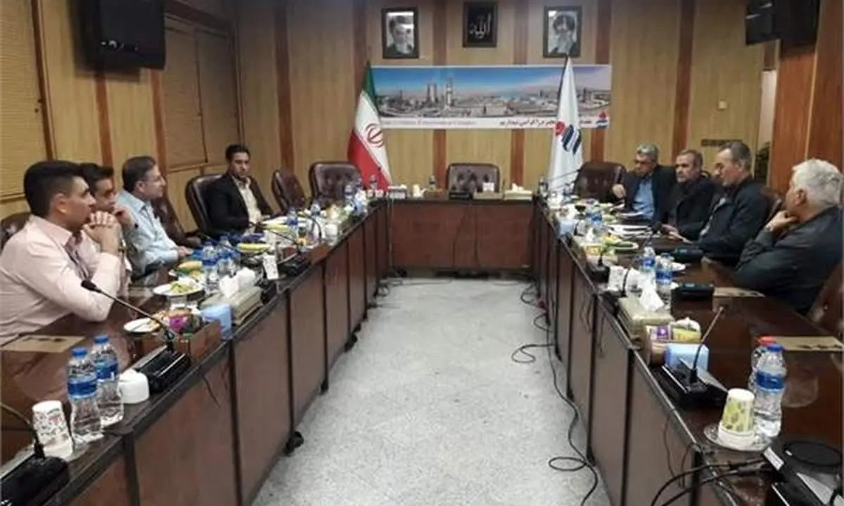 استفاده از ظرفیت جوانان بومی متخصص برای تامین نیروی انسانی پتروشیمی شیراز