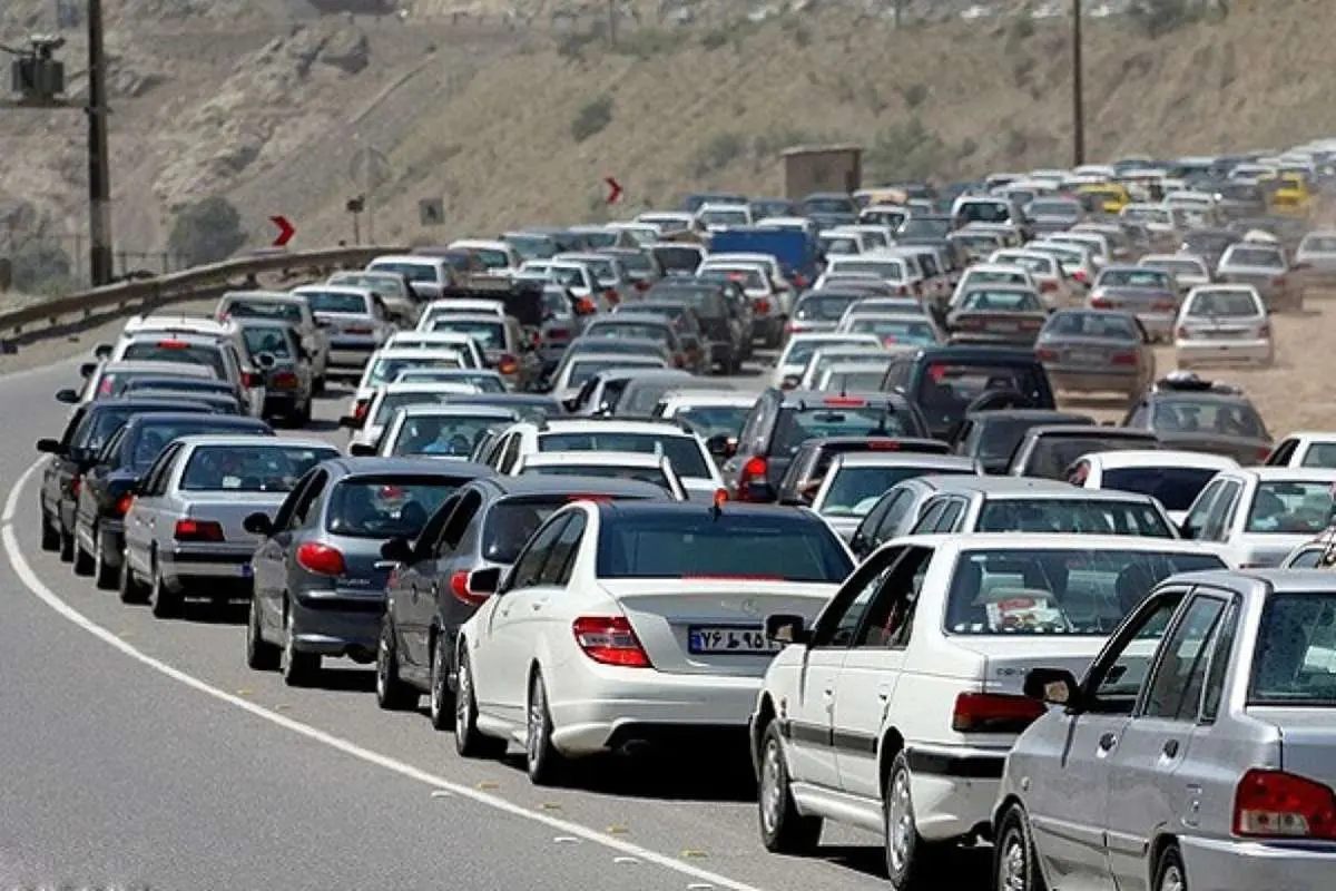آخرین جزئیات از وضعیت ترافیک جادهها / ترافیک به سمت تهران سرازیر شد
