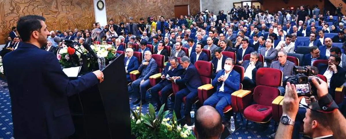مسیر توسعه اقتصادی کشور از تحول بنیادین در ساختارهای اقتصادی میگذرد