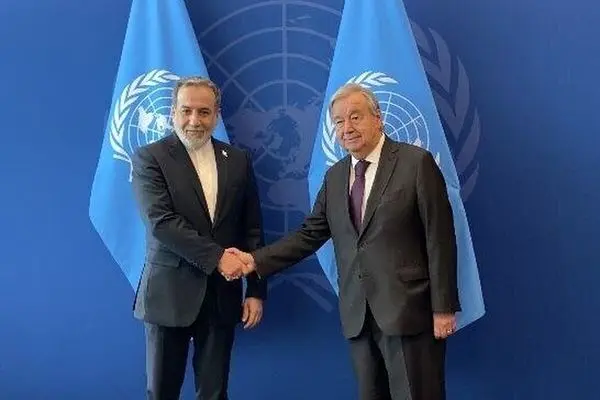 ضرب‌الاجل هسته‌ای عراقچی برای پایان محدودیت‌ها