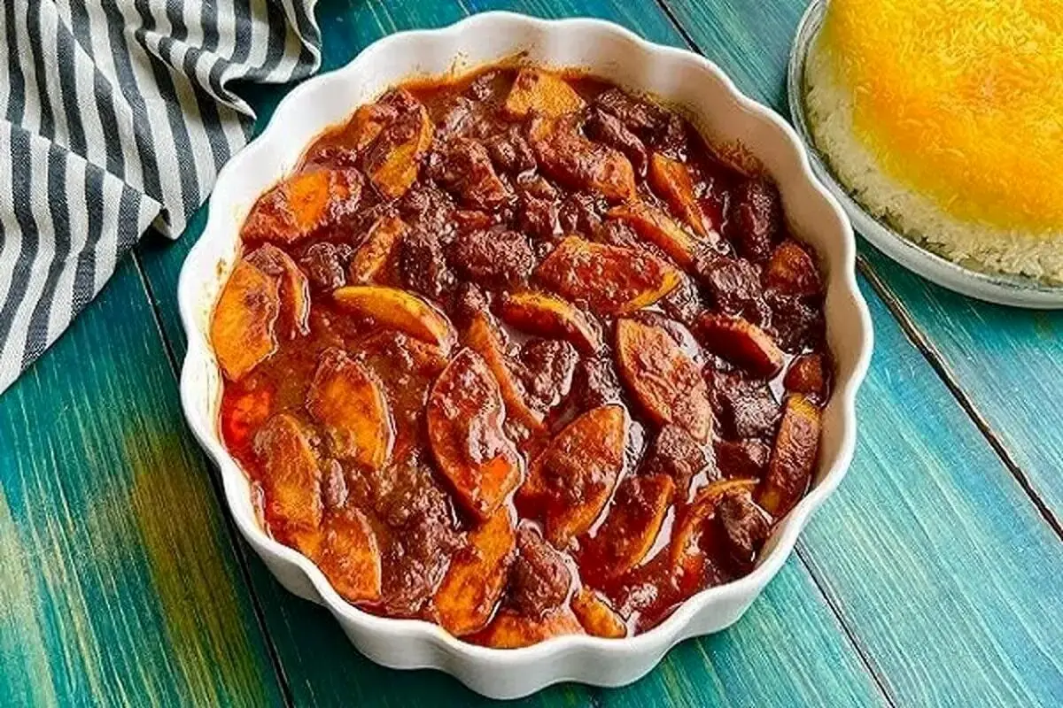 طرز تهیه خورشت «به» با ماهیچه ؛ عطر پاییز روی سفره شب یلدا