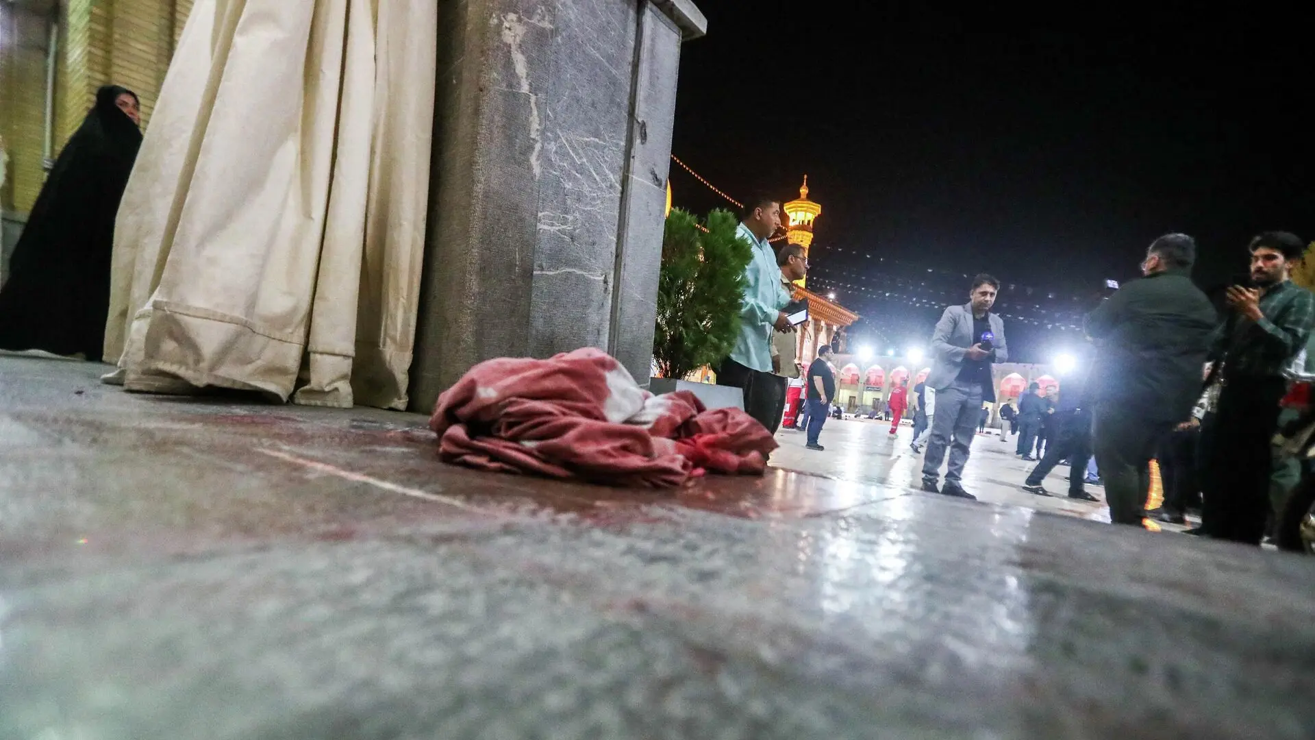 واکنش تهیه کننده «شبی که ماه کامل شد» به حمله تروریستی شیراز 