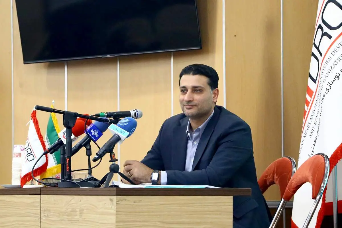 تسهیل فعالیت های اکتشافی، ضرورت شناسایی پتانسیل های معدنی ایران است/ برگزاری مسابقه ملی مهارت گوهرتراشی، مقدمه برندسازی در این صنعت است