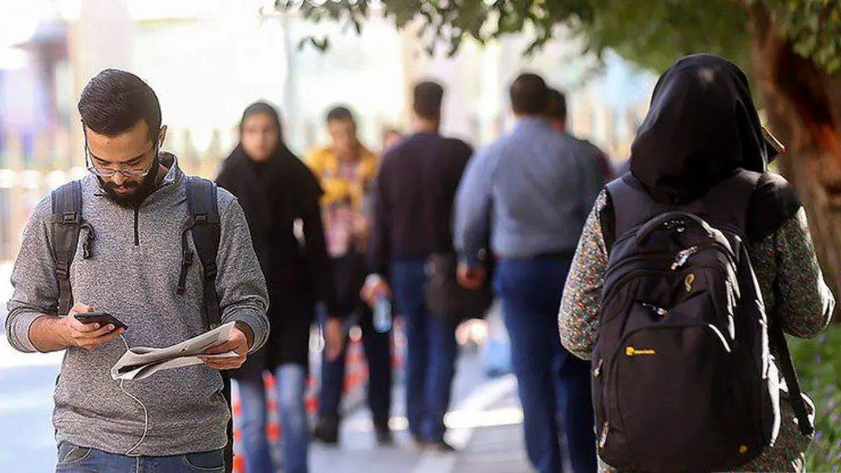 فارغ اتحصیلان دانشگاه ها از رانندگیِ اسنپ تا فروش رمزارز