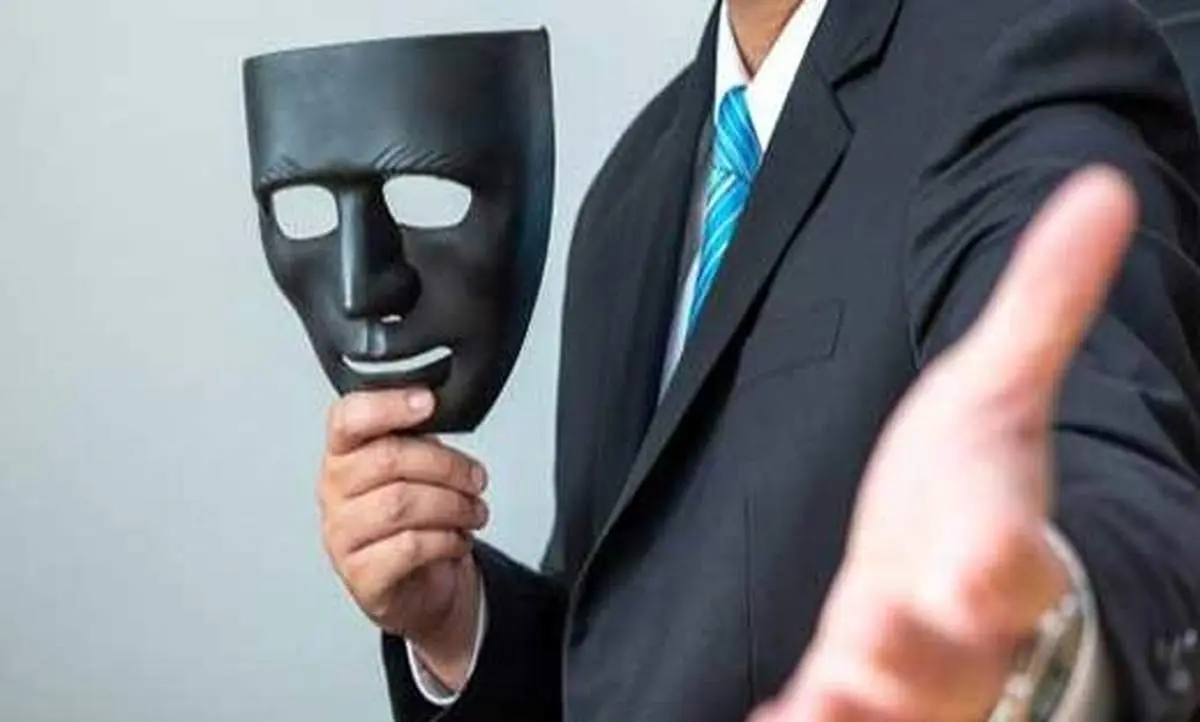 فریب دختران جوان با نام هنرمندان سرشناس