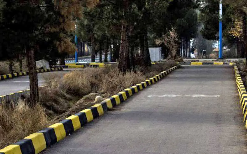 پیاده‌روهای خاموش تهران