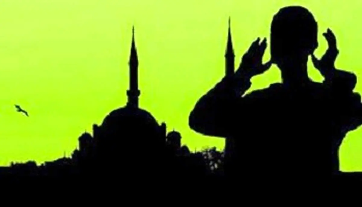 اذان گفتن یک روحانی به زبان چینی/ فیلم