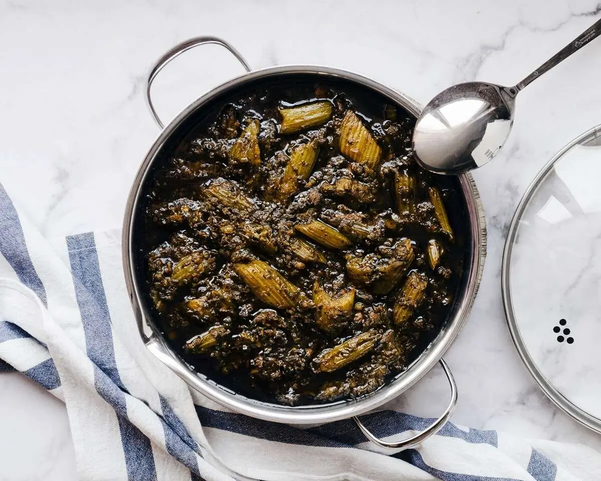 طرز تهیه خورش کرفس مجلسی و جاافتاده