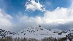 ویدیو| برف ارتفاعات گرین در الشتر لرستان را سفیدپوش کرد