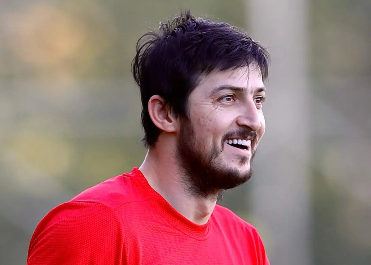 تهران گرمتر از دبی برای سردار!