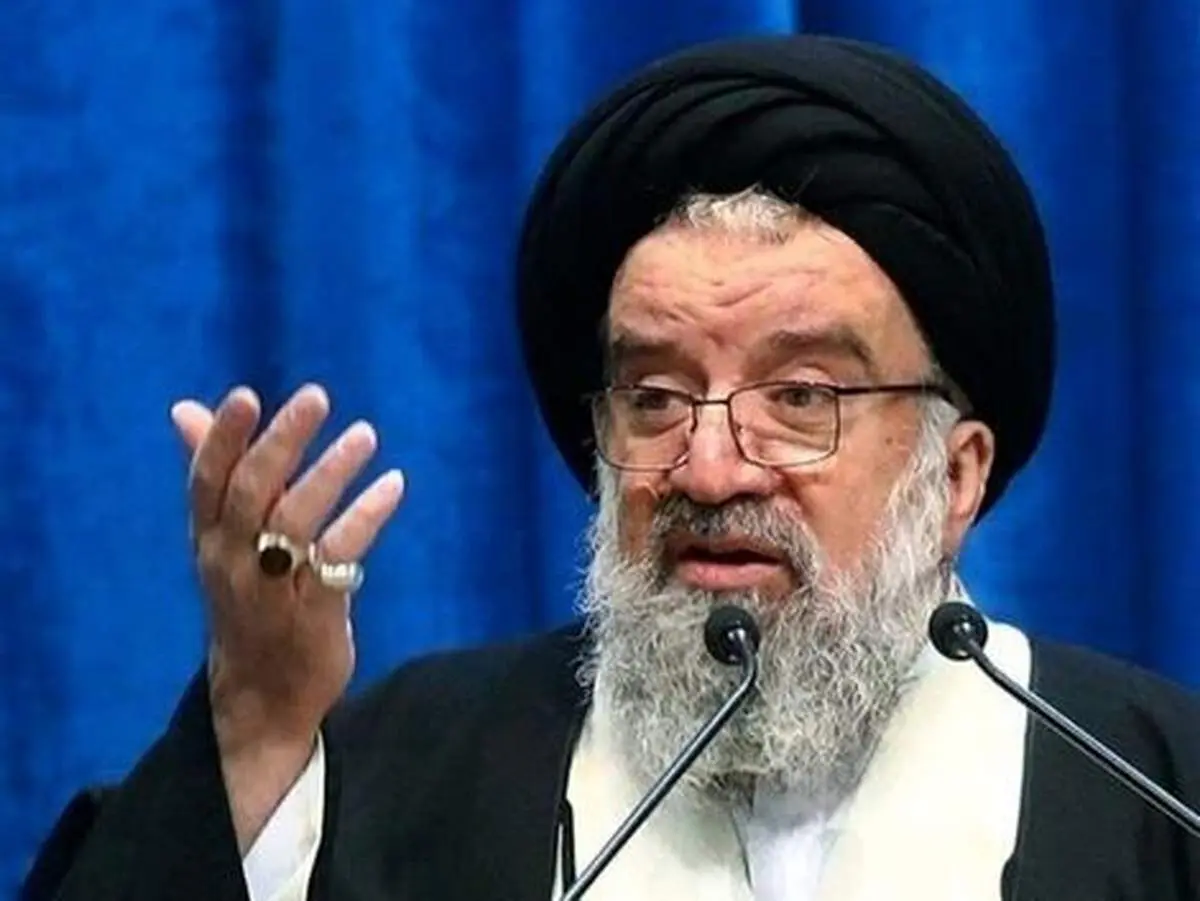 
واکنش احمد خاتمی به اظهارات روحانی