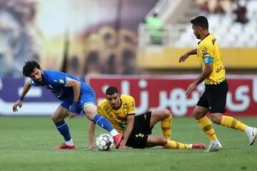 پایان لیگ ۲۴ /  قهرمانی تراکتور؛ سپاهان آسیایی شد/ دست کوتاه پرسپولیس از آسیا  