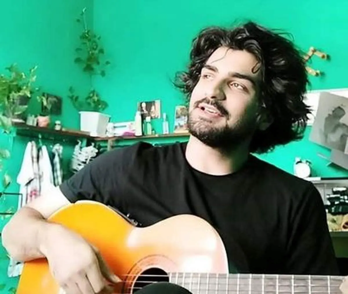 خانه ساده اما پراحساس عرفان طهماسبی قبل از شهرت/ ویدیو