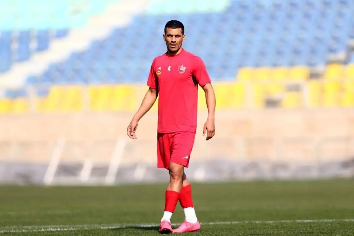 مدافع پرسپولیس شاگرد گل محمدی شد