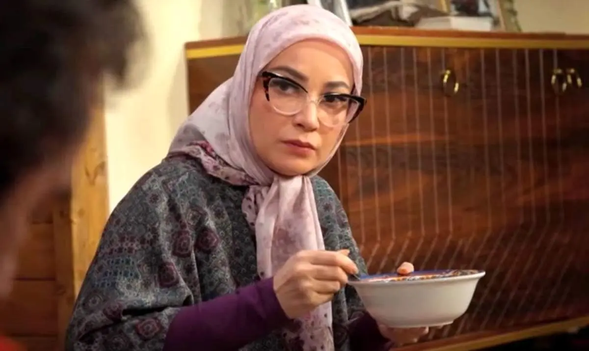 چهره نسرین نصرتی«فهیمه» سریال پایتخت از فصل اول تا هفتم/ تصاویر