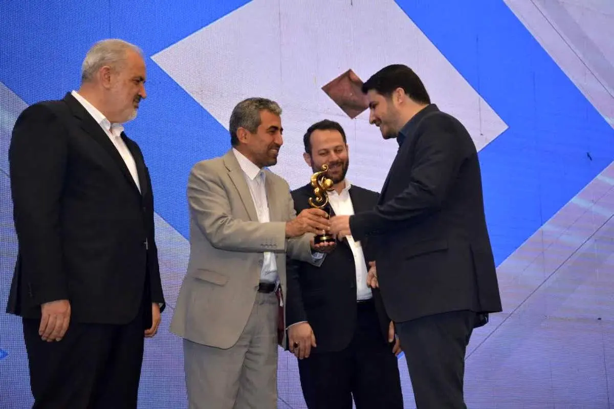  پتروشیمی خراسان صادرکننده نمونه ملی شد