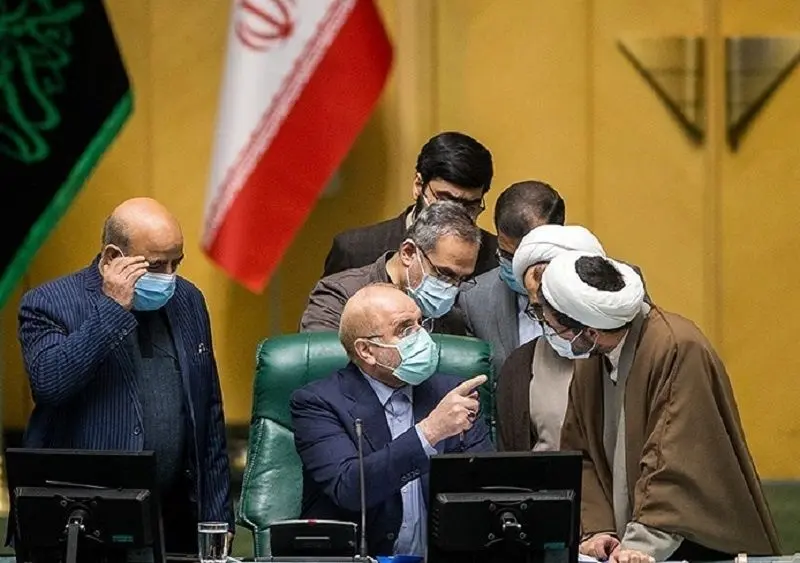 2 وزیر احمدی نژاد مقابل قالیباف ایستادند 