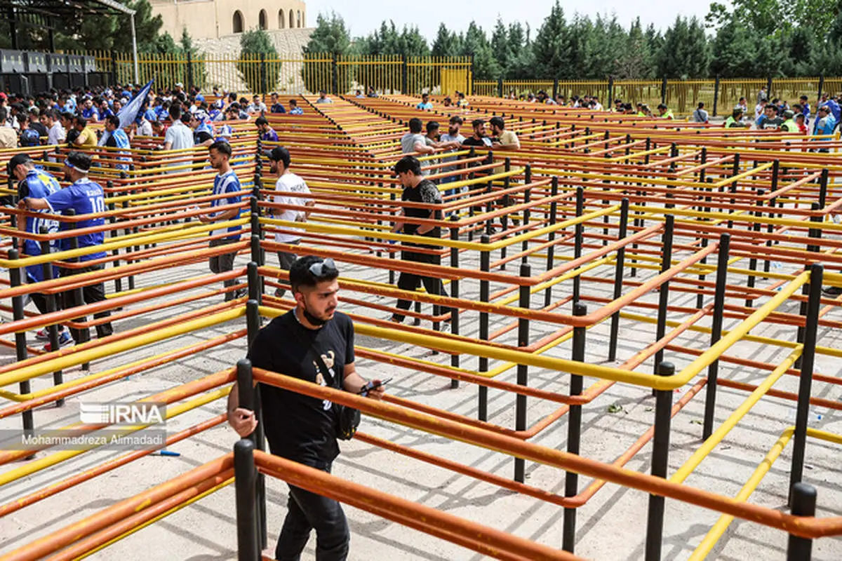 از فصل آینده لیگ برتر فروش بلیت کاغذی ممنوع!