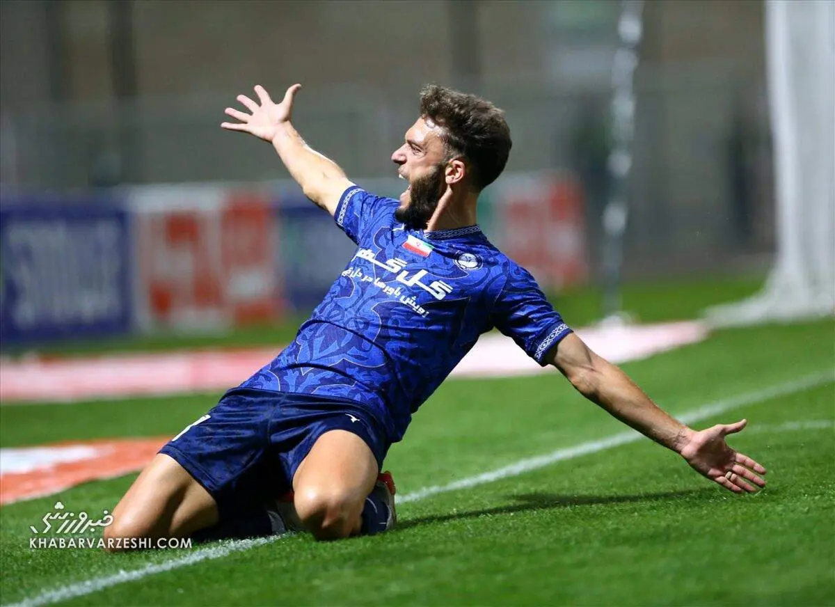 گزینه فصل بعد استقلال در تهران رویت شد/ عکس