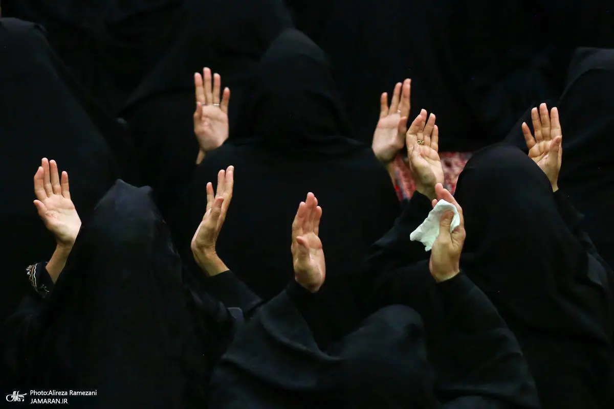 ببینید | در این تکیه منحصر به فرد زنان صحنهگردان هستند