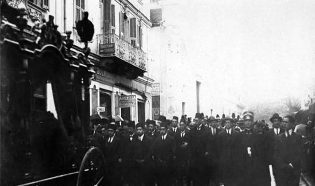 علت مرگ محمدعلی شاه چه بود