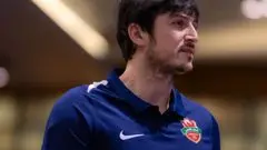 واکنش احساسی سردار آزمون به درگذشت صابر کاظمی