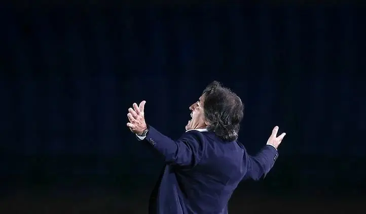 روح‌الله اصغری: رفتار سرمربی استقلال حرفه‌ای نبود!