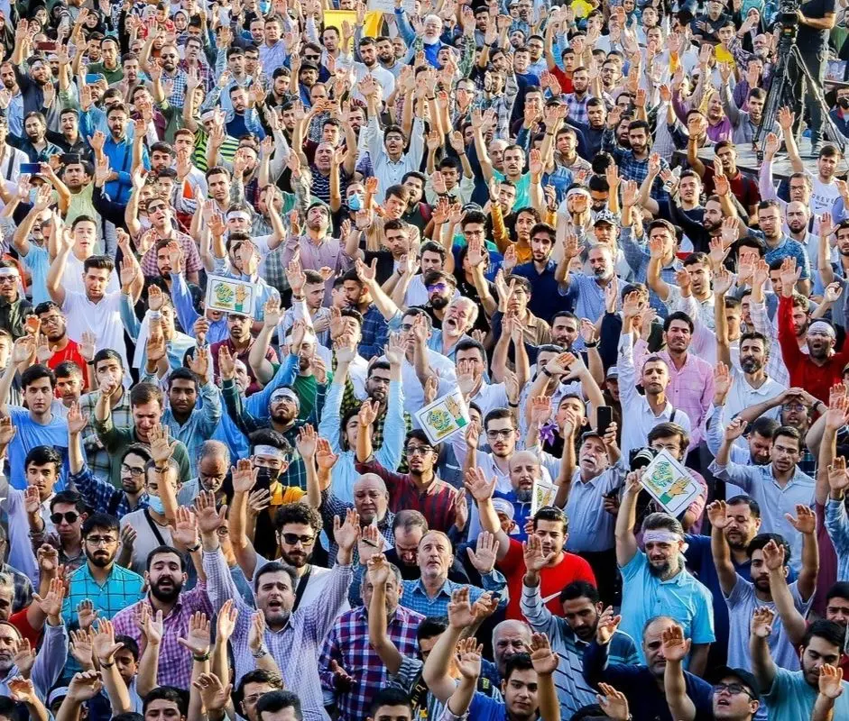 جشن باشکوه «عید بیعت» در میدان آیینی امام حسین (ع) تهران