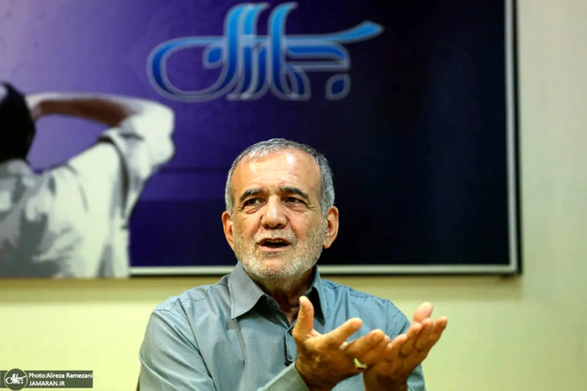 مسعود پزشکیان: اجازه داده نمیشود انتقاد کنیم | مسئولان گیر کردهاند و نمیدانند به چه کسی فحش دهند| رفتارهای غلط ما همه را از دین دور کرده است