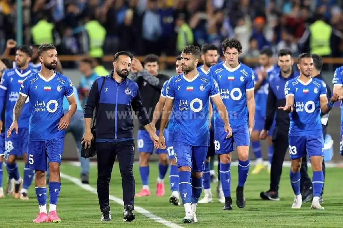 جنجال بزرگ در استقلال