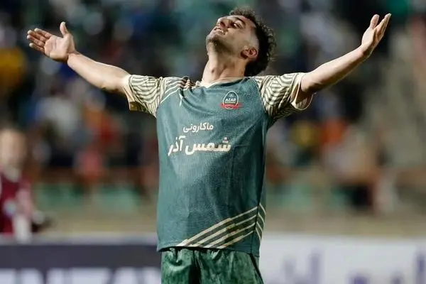 رسمی/ فخریان سرخپوش شد!