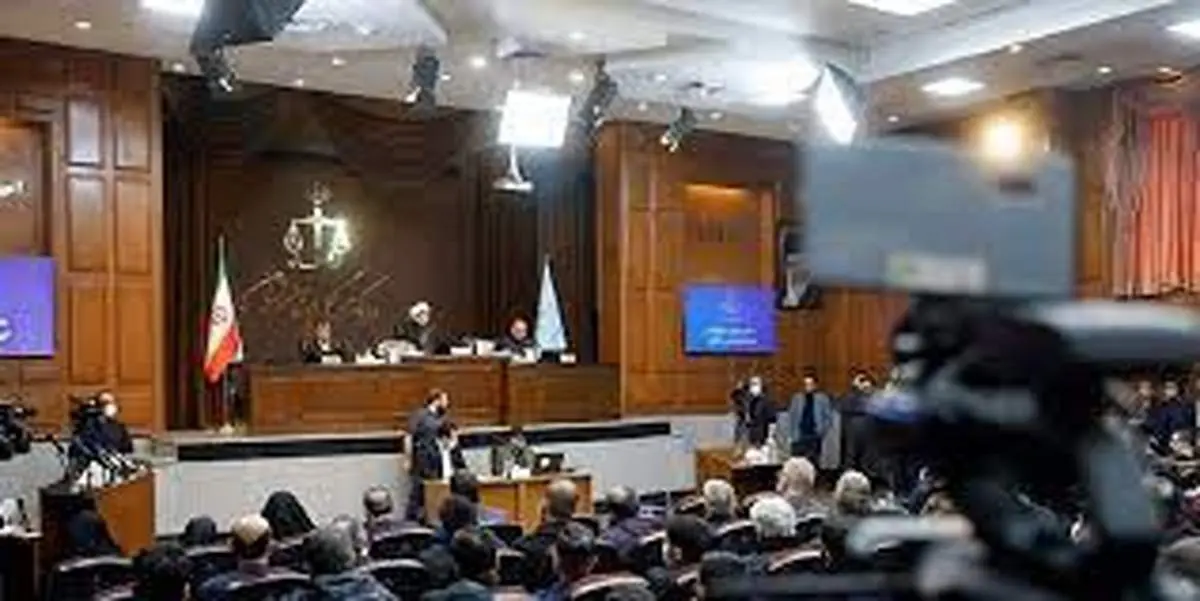 مهناز سلیمیان کیست وچه کرد؟