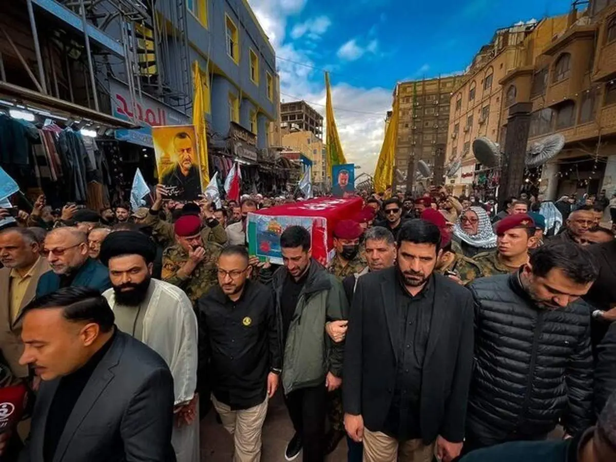 تشییع پیکر سردار سیدرضی در نجف/عکس