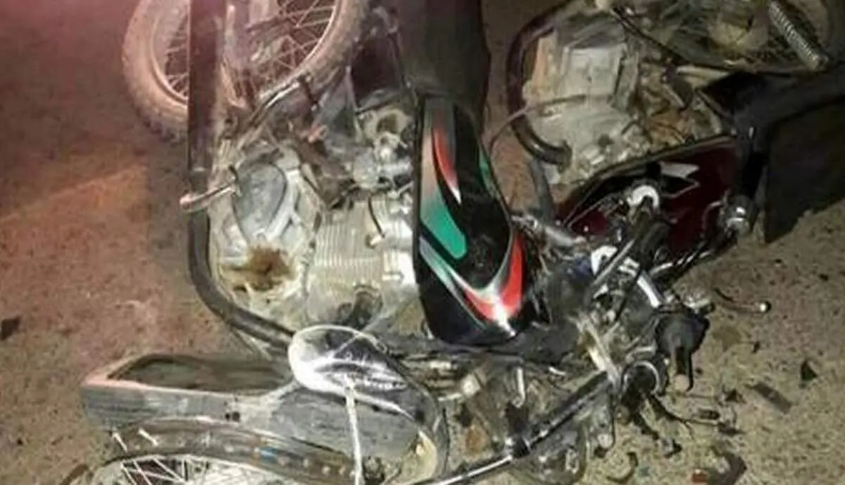 یک فوتی در پی شاخ به شاخ شدن دو موتورسیکلت 