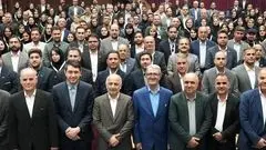 مدیرعامل بیمه دی: نقش شبکه فروش در توسعه فرهنگ بیمه بی‌بدیل است / ۵۳ همت فروش؛ بیمه دی در مسیر افتخار

