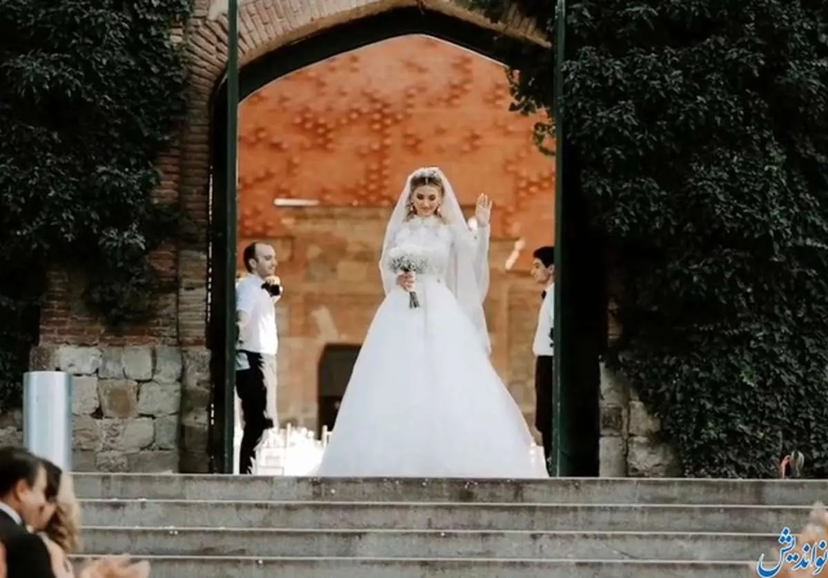 اولین تصاویر از پایکوبی بهرام رادان در مراسم عروسی فوق لاکچری