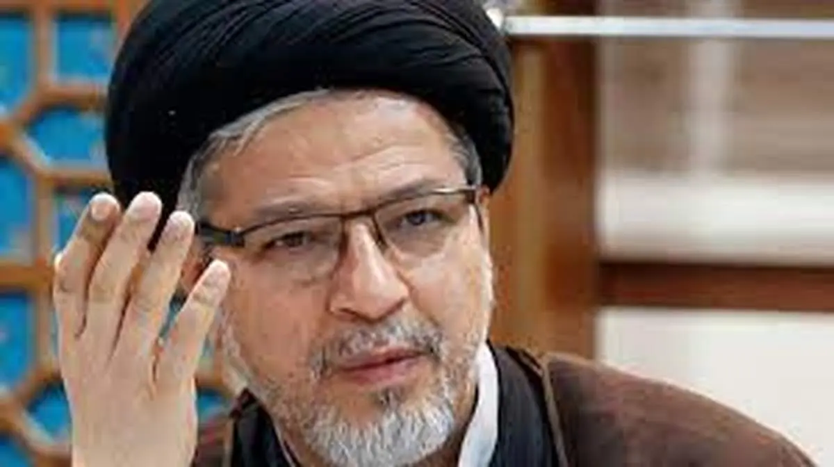 انتقاد تند مداح معروف از سعیدرضا عاملی/ چرا استعفا نمیدهید؟!