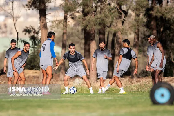 ترکیب استقلال برابر الوحدات