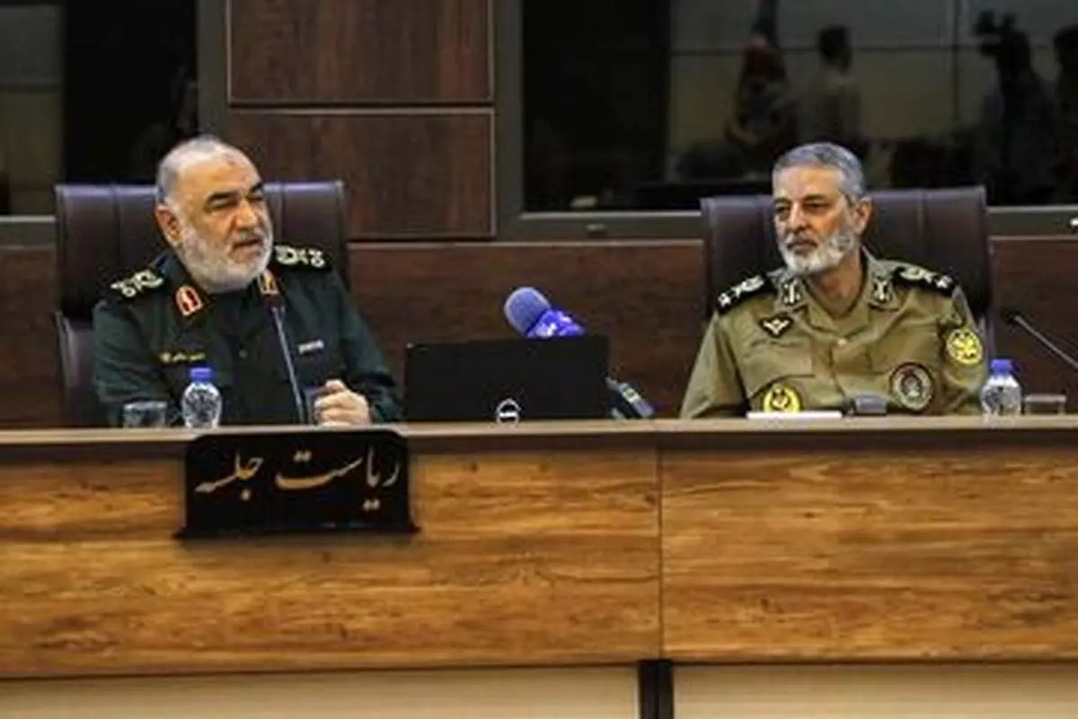 سردار سلامی: ارتش و سپاه میتوانند برای هم فدا شوند