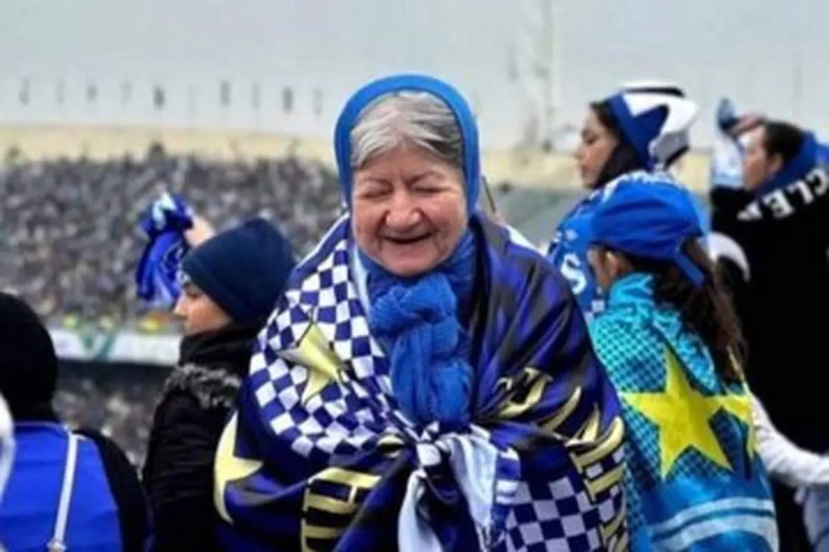  مادربزرگ استقلال مهمان نکونام و پسران