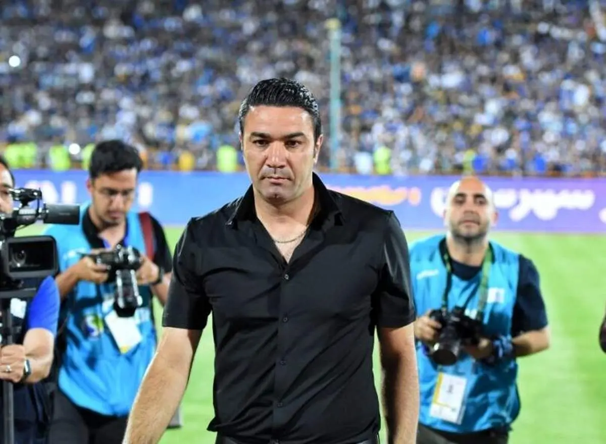 ادعای پدر نکونام: جواد باید استعفا دهد!