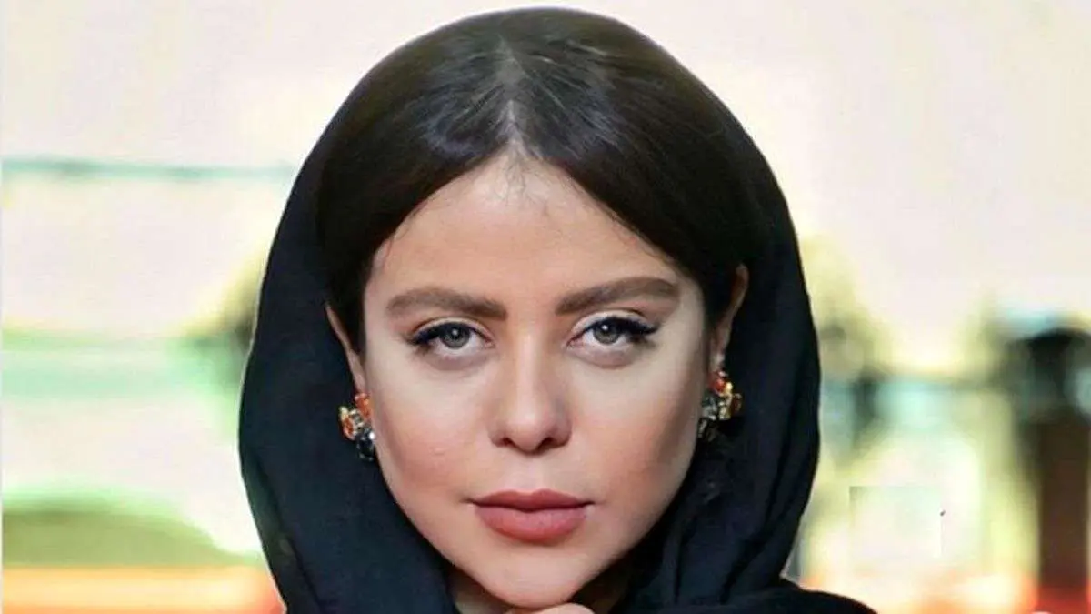 لحظه هنری الهام اخوان در تئاتر/ تصویری که توجهها را جلب کرد