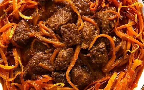 طرز تهیه خورشت هویج؛ غذایی بی‌نظیر از شهر تبریز