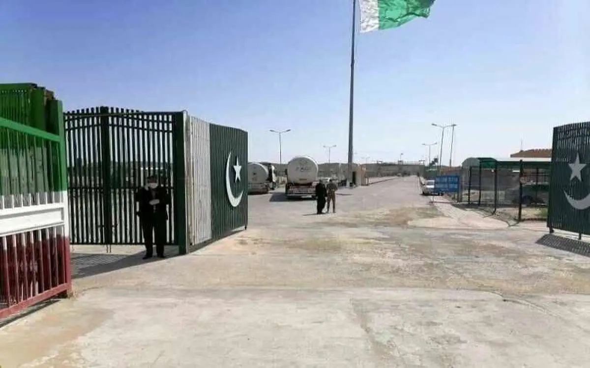  ۱۱۴ تبعه پاکستانی از مرز ایران طرد شدند
