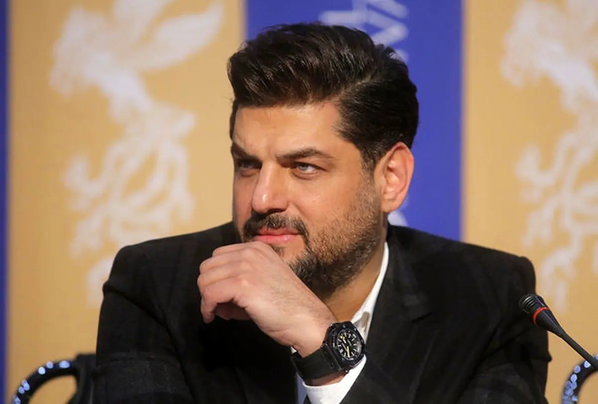 سام درخشانی استعفا داد