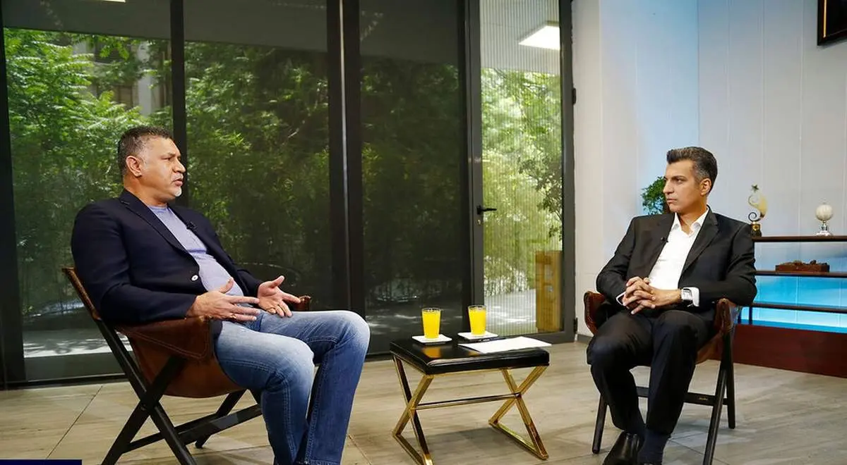 ببینید: اهانت به علی دایی و عادل فردوسیپور در تلویزیون